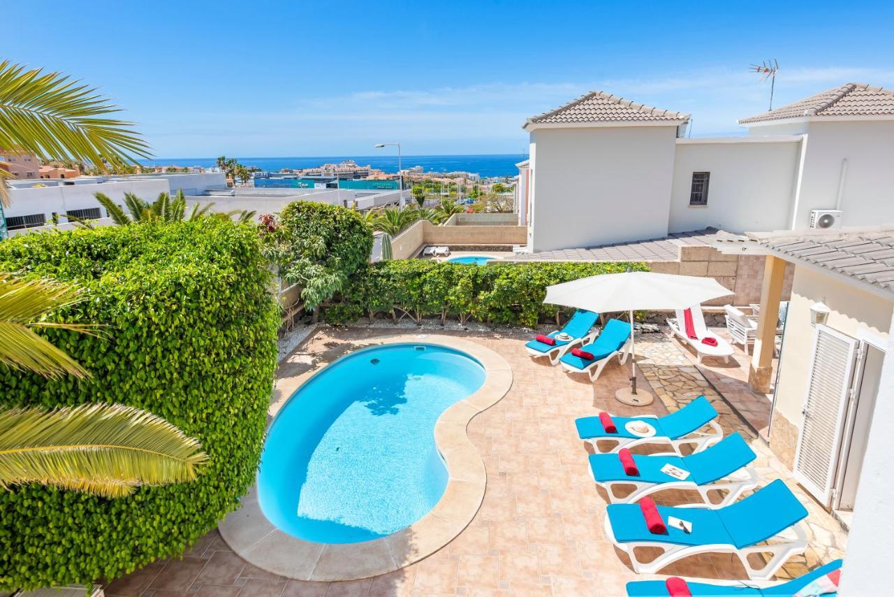 אדחה Beautiful Villa Anna With Heated Pool מראה חיצוני תמונה