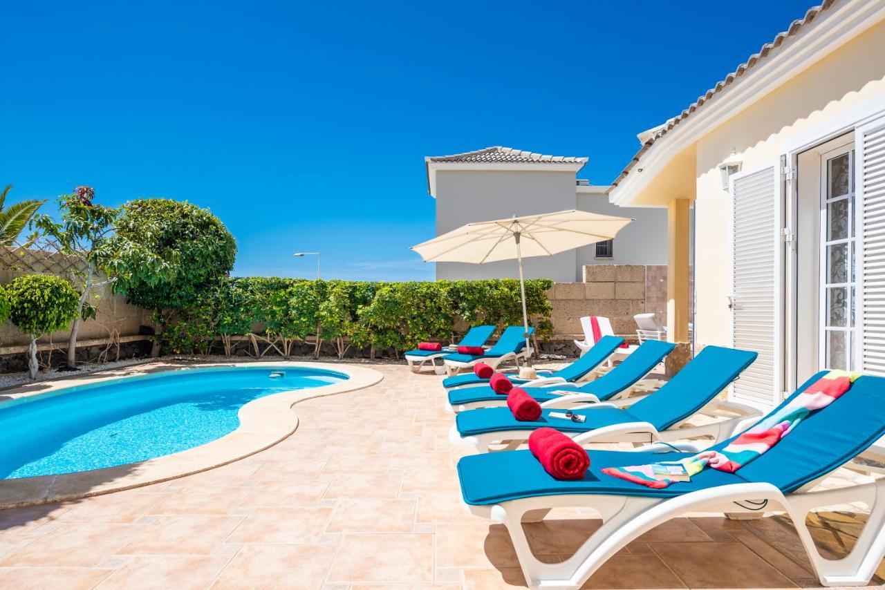 אדחה Beautiful Villa Anna With Heated Pool מראה חיצוני תמונה