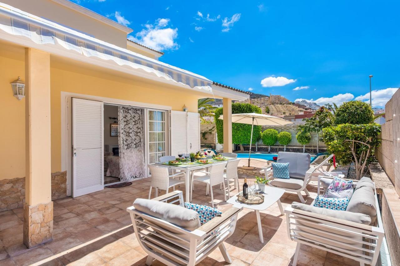 אדחה Beautiful Villa Anna With Heated Pool מראה חיצוני תמונה