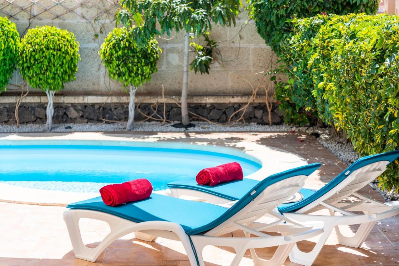 אדחה Beautiful Villa Anna With Heated Pool מראה חיצוני תמונה