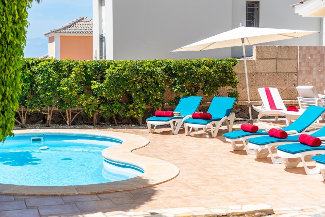 אדחה Beautiful Villa Anna With Heated Pool מראה חיצוני תמונה